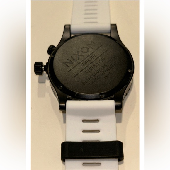 Watch Band 25mm White Rubber Replacement 4 Nixon 51-30 Strap Garmin Silicone NEW - Picture 11 of 11
